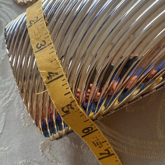 👠Elegant Bonwit Teller hard shell bag - Picture 12 of 13